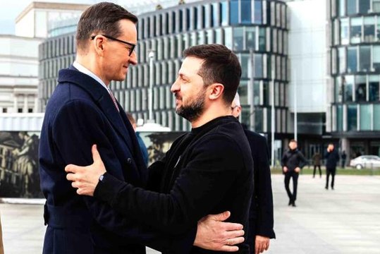 Polonya Başbakanı Morawiecki: Ukrayna NATO'ya üye olunca bizler daha da güvende olacağız Polonya ve Ukrayna birlikte tank mühimmatı üretecek