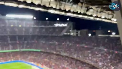 El Camp Nou cantó «¡Messi, Messi!» en el minuto 10