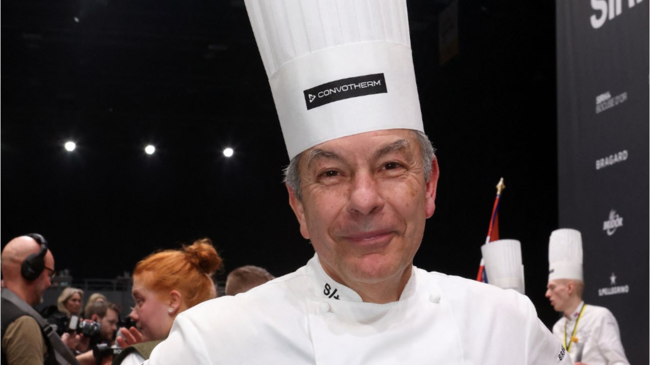 Voici - Top Chef 2023 : qui est Régis Marcon, invité dans l'émission avec de nombreux enfants ?