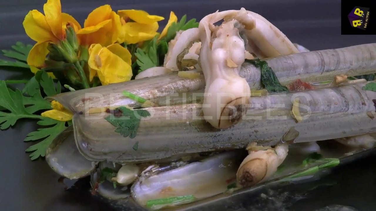 8 Foods You Should NEVER Eat... RAW! |  Video In English