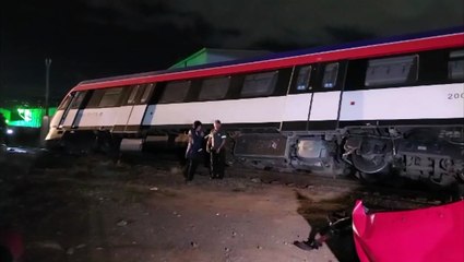 tn7-Tren se descarrilla luego de que carro lo chocara en Tibás-050423