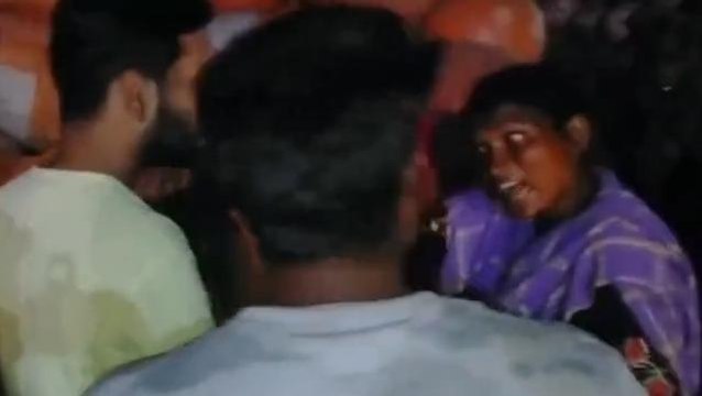 जबलपुर: मिट्टी के बर्तन बेचने वाली महिला पुलिस, स्मार्ट सिटी के अधिकारियों से भिड़ी