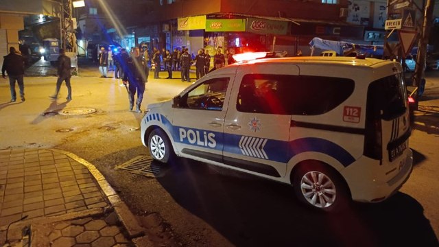 Sosyal medyadaki kavga sokağa taştı, 16 yaşındaki çocuk 2 kişiyi vurdu