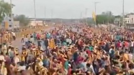 ঝাড়গ্রাম:কুড়মিদের অবরোধের আজ তৃতীয় দিন!আজও অচল জঙ্গলমহল!