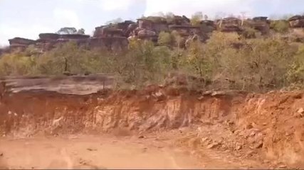 रायसेन: अवैध खनन से शैल चित्रों का संकट में अस्तित्व, खनिज विभाग बना उदासीन