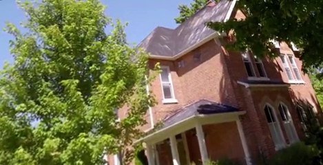 Sarah Off The Grid S02 E06