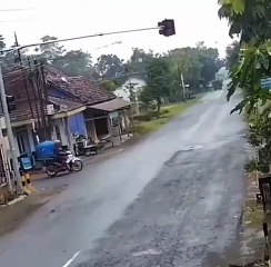 Narrow escape from an accident