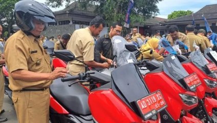 Ratusan Kades dan Lurah di Wonogiri Dapat Sepeda Motor Yamaha N-Max Baru,