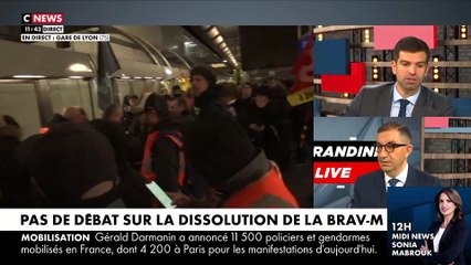 Des cheminots ont quitté la gare de Lyon à Paris et sont entrés dans le métro pour mener une action "symbolique" sur la ligne 14