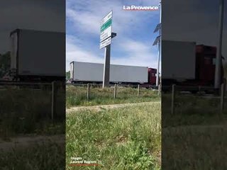 Arles : les manifestants se dirigent vers la Nationale 113