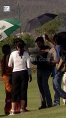 Paresh Rawal And Suniel Shetty On A Film Set