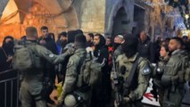 Gerusalemme, seconda notte di tensione nella moschea di al-Aqsa