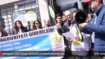 SGK emekçileri, talepleri için Fatih Unkapanı SGK binası önünde protestoda bulundu