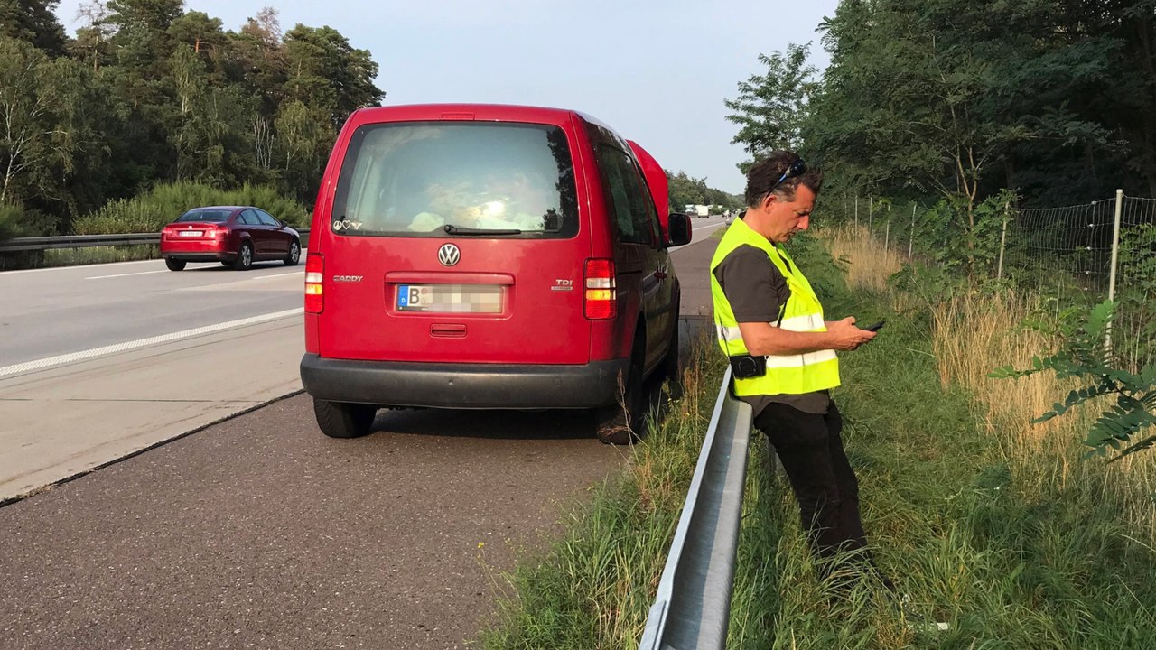 Nach Panne oder Unfall schnell hinter die Leitplanke