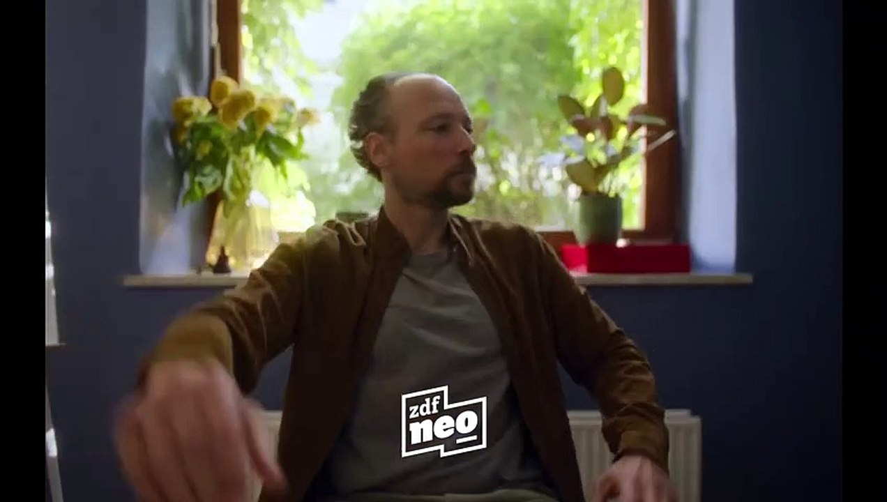 I Don't Work Here Trailer DF