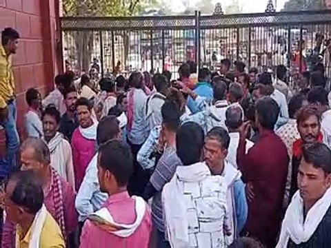 कृषि मंडी में नहीं हुई जिंस की नीलामी , ट्रक यूनियन ने अन्य वाहनों से जिंस के उठाव का जताया विरोध
