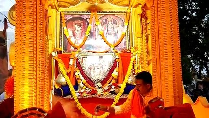 महाभारत कालीन रथ पर निकली भगवान बालाजी शोभा यात्रा