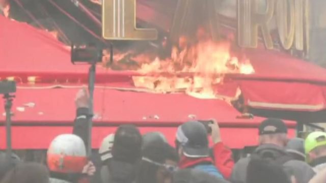 Scontri a Parigi alla manifestazione contro la riforma pensioni