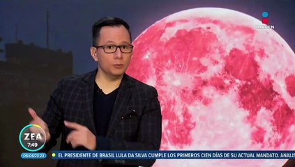 Luna Rosa ilumina el cielo