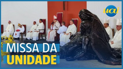 Semana da Santa: Missa da Unidade reúne 400 padres em BH