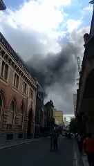 Principio de incendio en un edificio de Córdoba al 500 - Parte 3