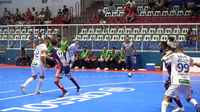 Umuarama Futsal empata com o Cascavel e está a 1 ponto do líder Pato Branco