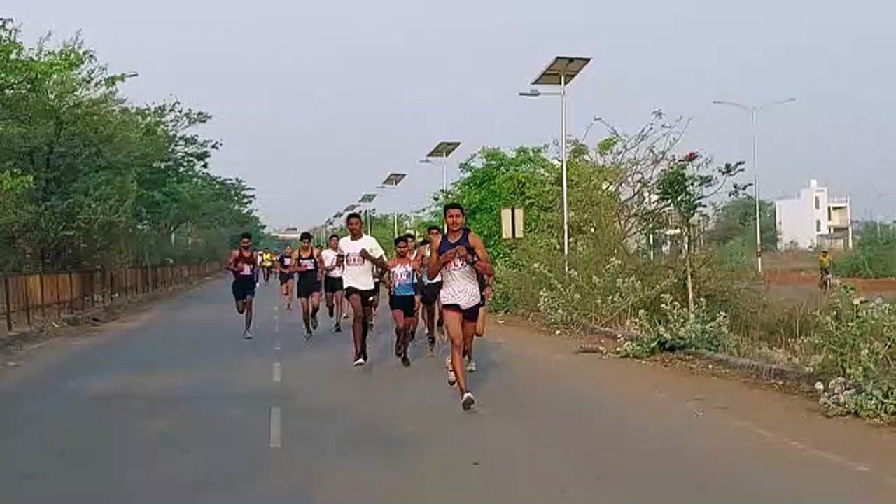 18-35 महिला वर्ग में प्रियंका साहू प्रथम, रुक्म...