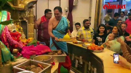 प्रियंका चोप्रा -मुलगी मालतीला -घेऊन सिद्धिविनायकाच्या -दर्शनाला