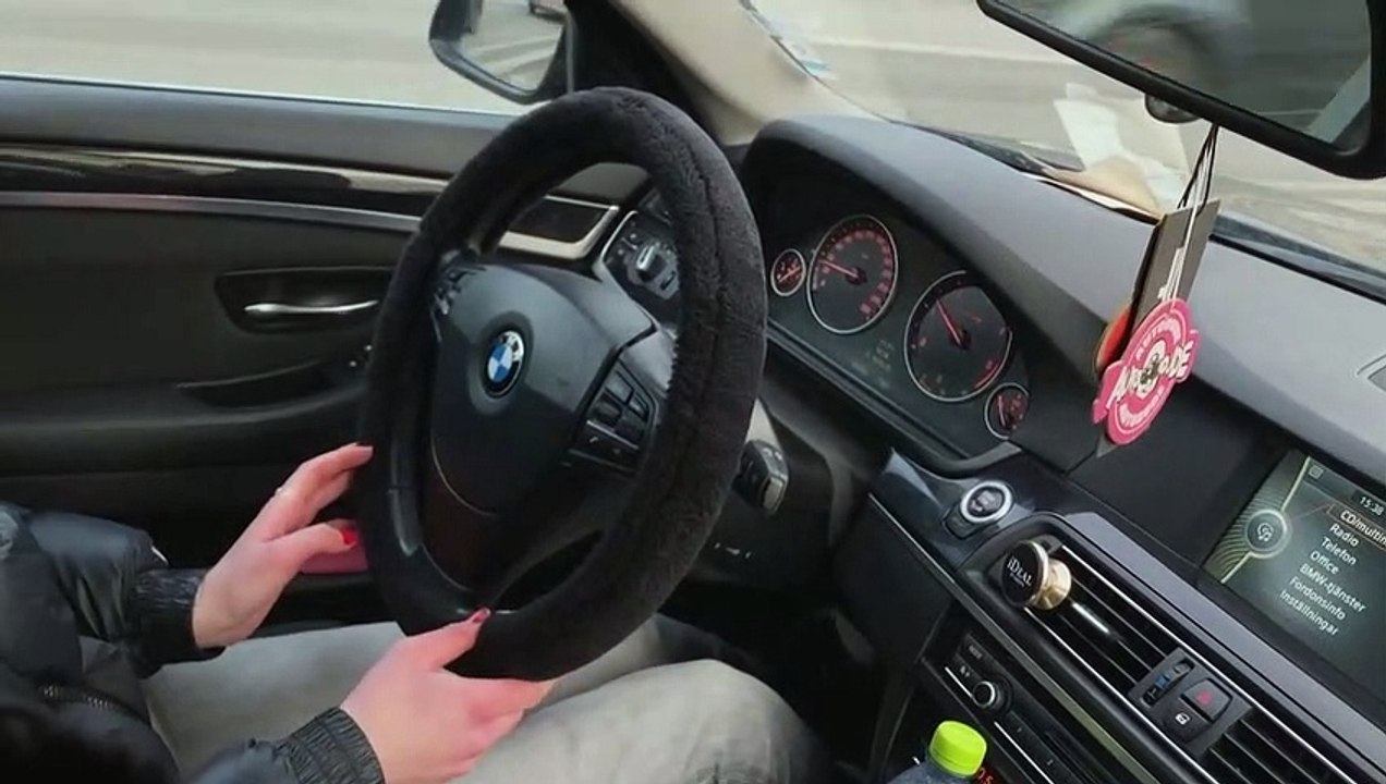 Mit 15 am Steuer: Jugendliche Autofahrer in Schweden