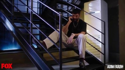 "Adım Farah" setinde eğlenceli anlar! Engin Akyürek o sahneyi...