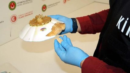 Şüpheli paketten çıkan süs eşyalarını uyuşturucu testine soktular, sonuç pes dedirtti