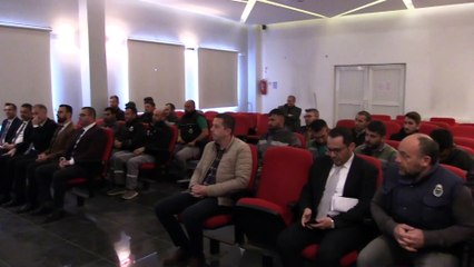 İnegöl Belediyesi Park Bahçeler personeli bahçıvanlık sertifikalarını aldı