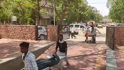 दो बेटों के साथ मां ने टांके में कूदकर जान दी