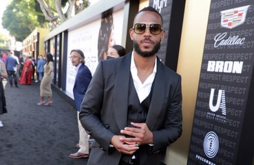 Marlon Wayans says performing stand-up shows "saved him" after the death of his father