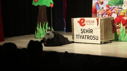 Efeler Belediyesi, Depremzede Çocukları 'Nasreddin Hoca ve Çocuklar' Oyunuyla Buluşturdu