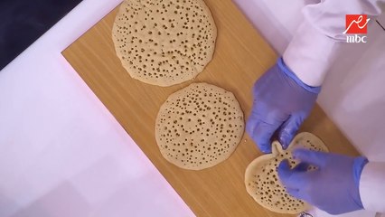 قطايف بالجبنة المشكلة تقدري تعمليها قبل الفطار بـ15 دقيقة بس والطعم حكاية