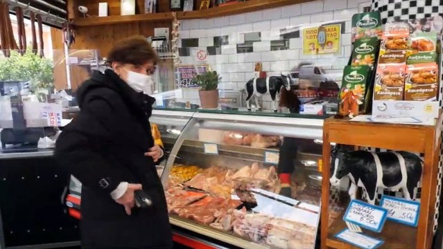 Στα 13€ περίπου φέτος το αρνί στα Κρεοπωλεία - Αντιδρούν οι κρεοπώλες στο Καλάθι του Πάσχα