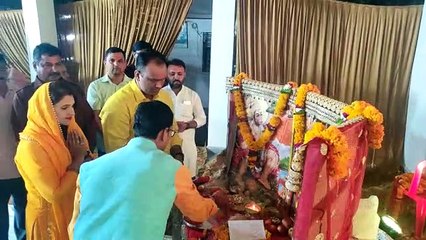 जय हनुमान, ज्ञान गुण सागर... से गूंजायमान मंदिर