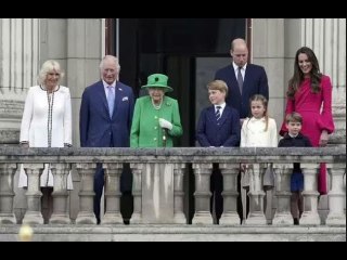 L'incoronazione di Meghan e Harry esige "al di là del segno", affermano gli addetti ai lavori di Pal