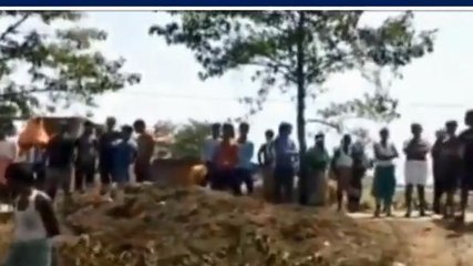 रोहतास: आग लगने से 21 बीघे की गेहूं की फसल जलकर हुई राख, मची सनसनी