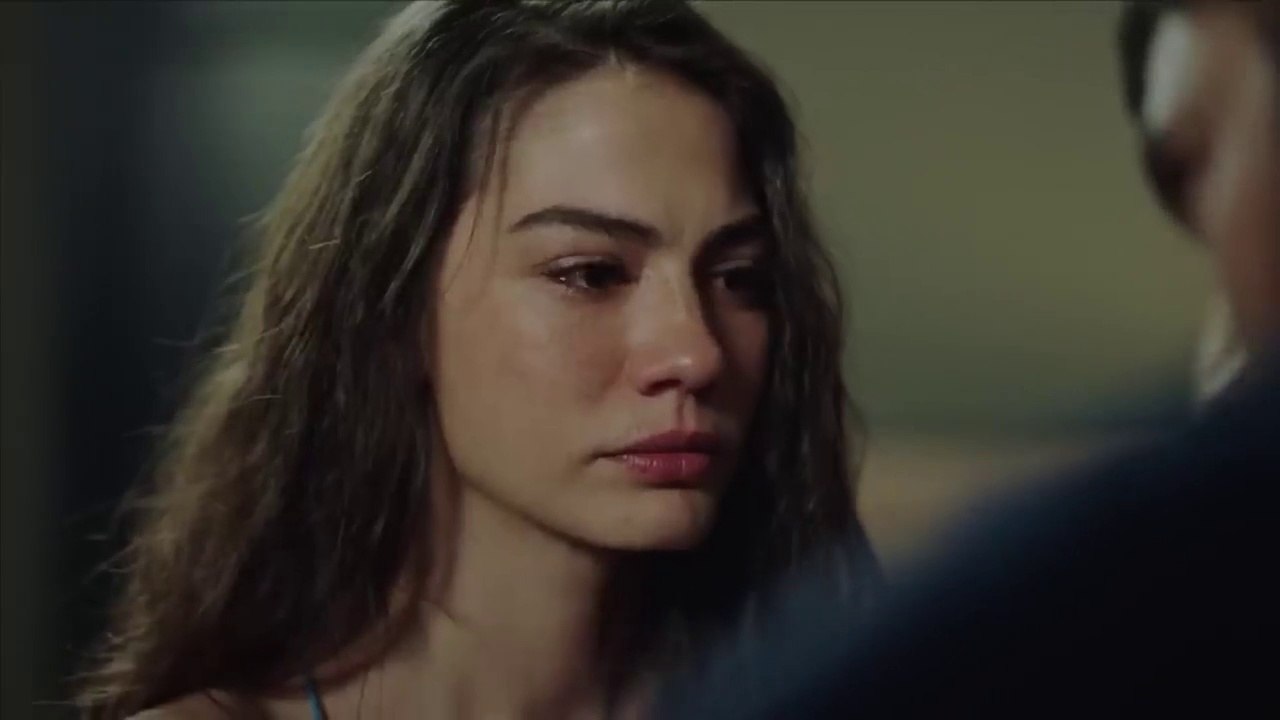 Ben Sana Çok Değer Verdim - Adım Farah 6. Bölüm