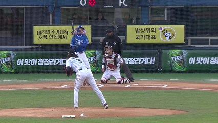 '켈리 첫 승' LG, 11안타로 2연승 / YTN