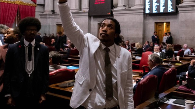 Tennessee House Expels Democratic Lawmakers Over Gun Protest