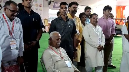 आरएसएस के सरसंघचालक भागवत ने देखा कठपुतली नृत्य