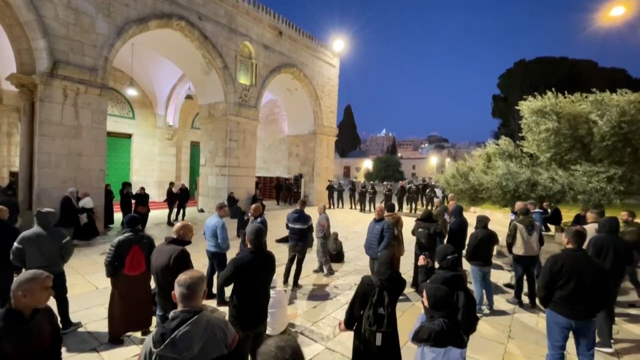 تصاعد الاعتداءات الإسرائيلية ينذر بمواجهة شاملة