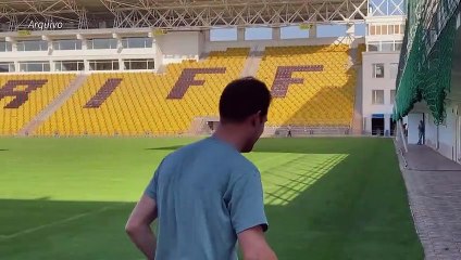 Jornalista americano é acusado formalmente de espionagem na Rússia