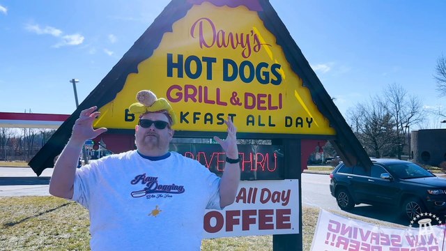 Raw Dogging at Davy's Hot Dogs and Grill Mount Arlington, NJ