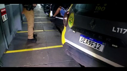 Motociclista é detido com pistola calibre 380 na cintura