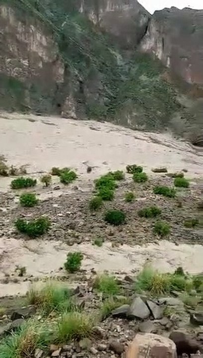 Heavy Rain and flood in mountain area | Mountain life| Village life | Nature lovers | heavy rain