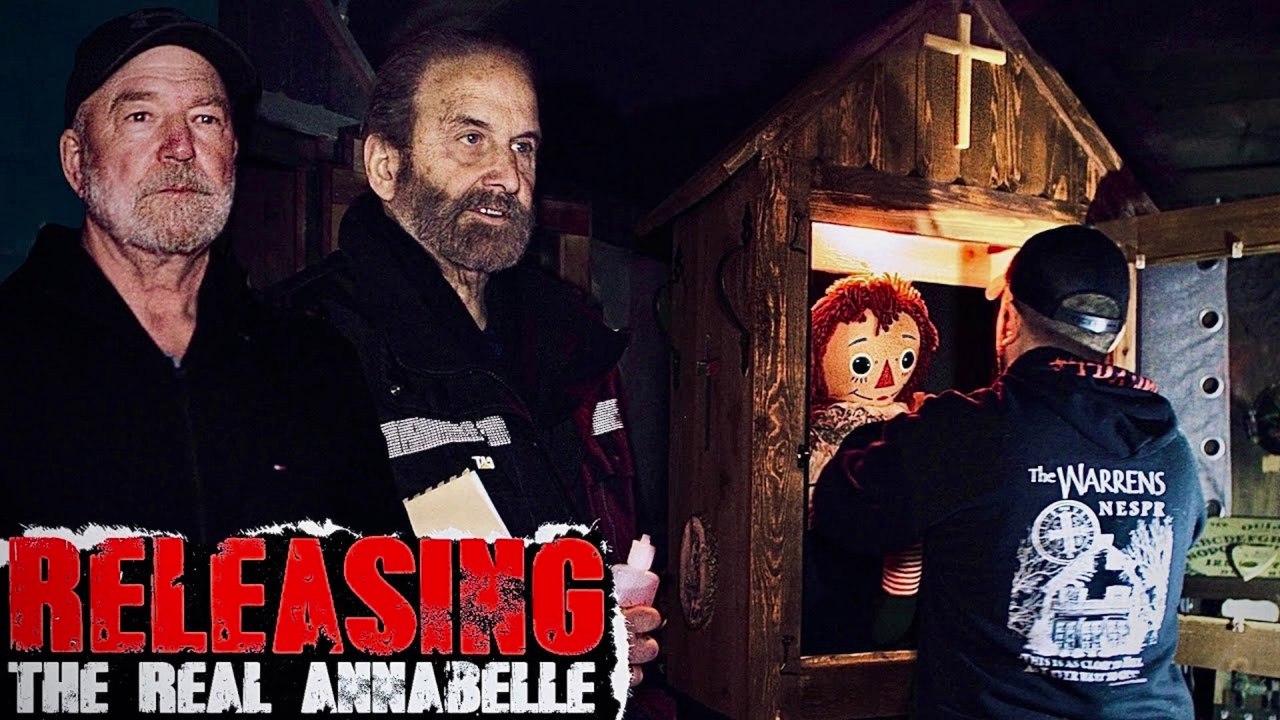 RELEASING THE REAL ANNABELLE | SHOCKING Overnight Adventure in HAUNTED WARREN MUSEUM